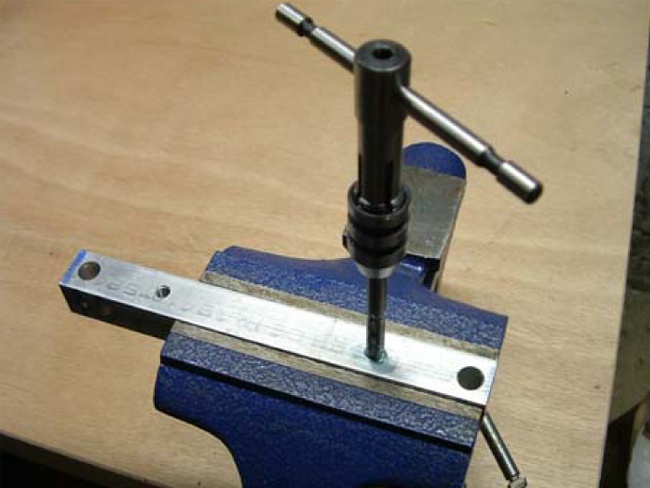 bench vise and tap